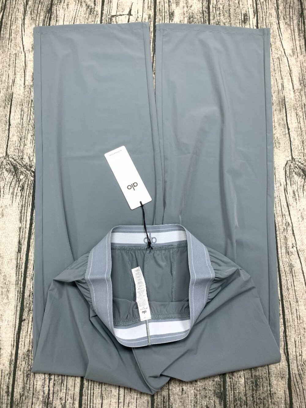 Brand New ALO Yoga Suit Up Trouser Steel Grey🐺30" Inseam Relaxed Fit - Picture 5 of 9